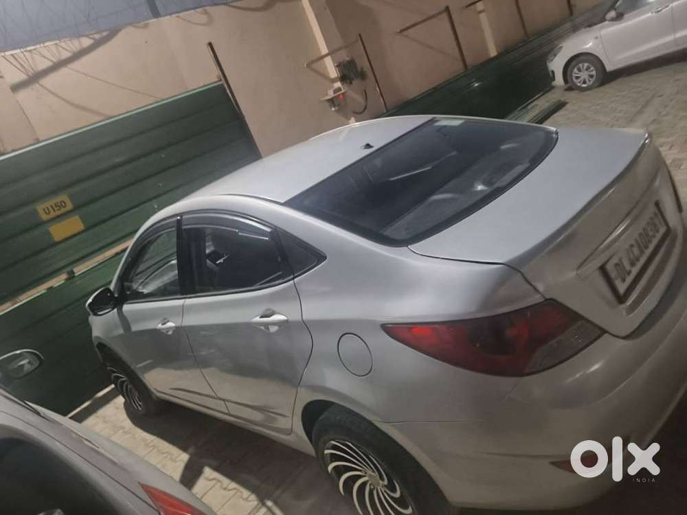 Hyundai Verna Fluidic 1.6 Vtvt Sx, 2013, Petrol