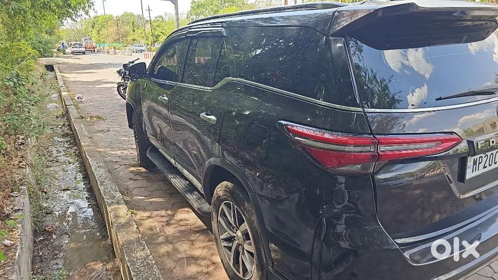 Toyota Fortuner Legender 2017