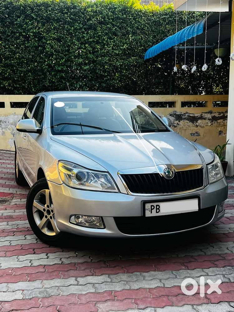 Skoda Laura 2012 Diesel Well Maintained