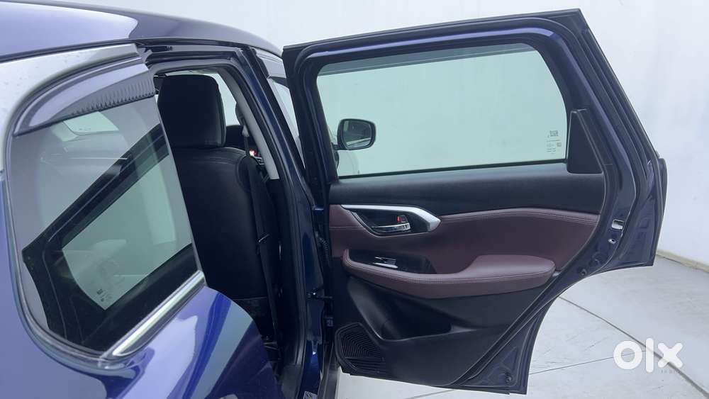 Maruti Suzuki Grand Vitara 1.5 Zeta Cng, 2023, Cng & Hybrids