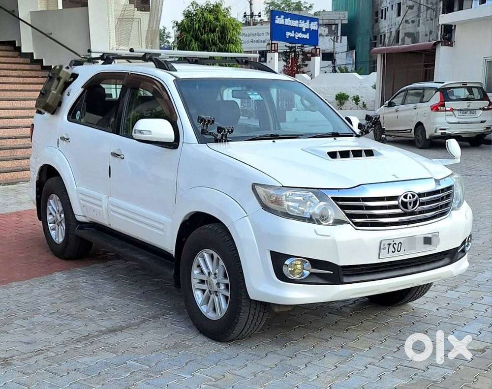 Toyota Fortuner 3.0 4x2 Automatic, 2013, Diesel