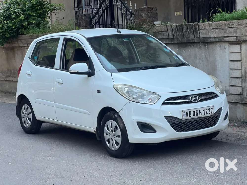 Hyundai I10 Sportz 2011 Petrol Automatic