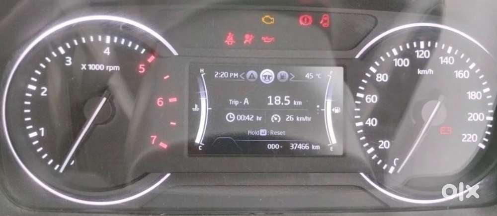 Mahindra Scorpio N Z8 Diesel Mt 2wd 6 Str, 2025, Petrol