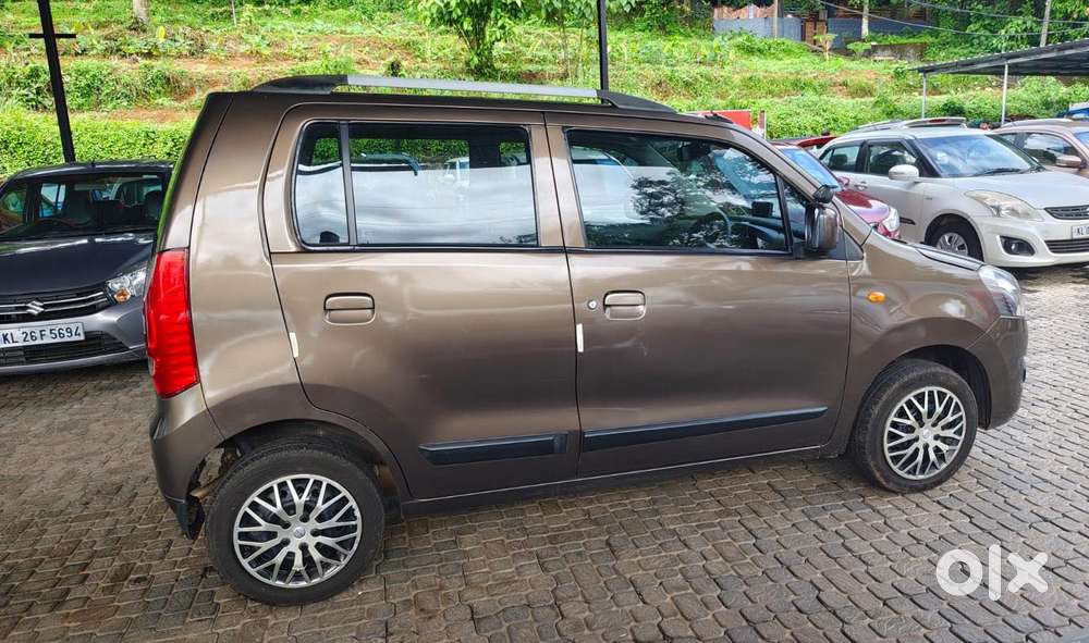Maruti Suzuki Wagon R Vxi 1.0, 2016, Petrol