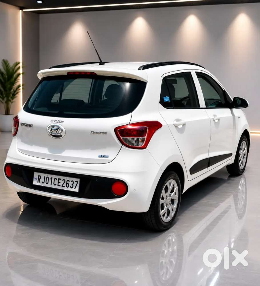 Hyundai Grand I10 Sportz 2020 Petrol 42000 Km Driven Well Maintained
