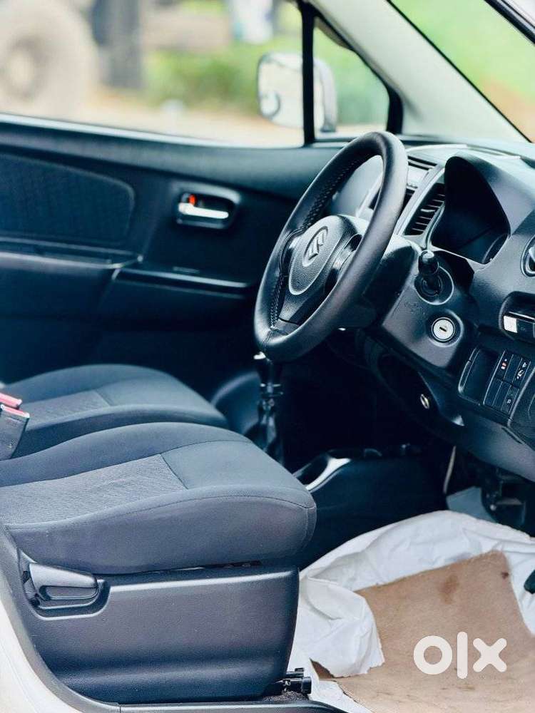 Maruti Suzuki Wagon R Stingray Lxi Optional, 2014, Petrol