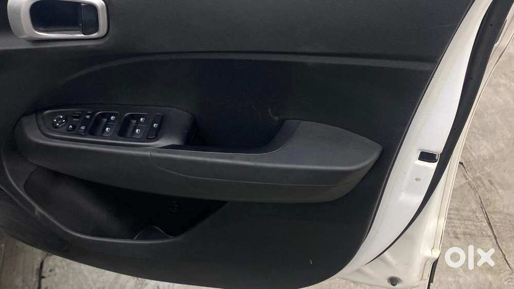 Hyundai Venue Sx Plus Turbo Dct, 2019, Petrol