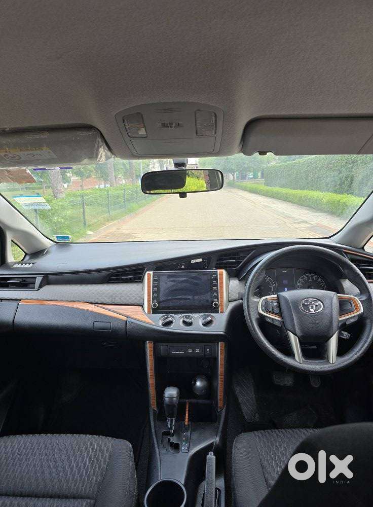 Toyota Innova Crysta 2.4 Gx Limited Edition At 7 Str, 2021, Diesel