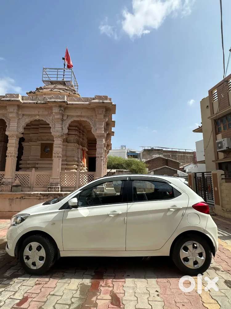 Tata Tiago 2016