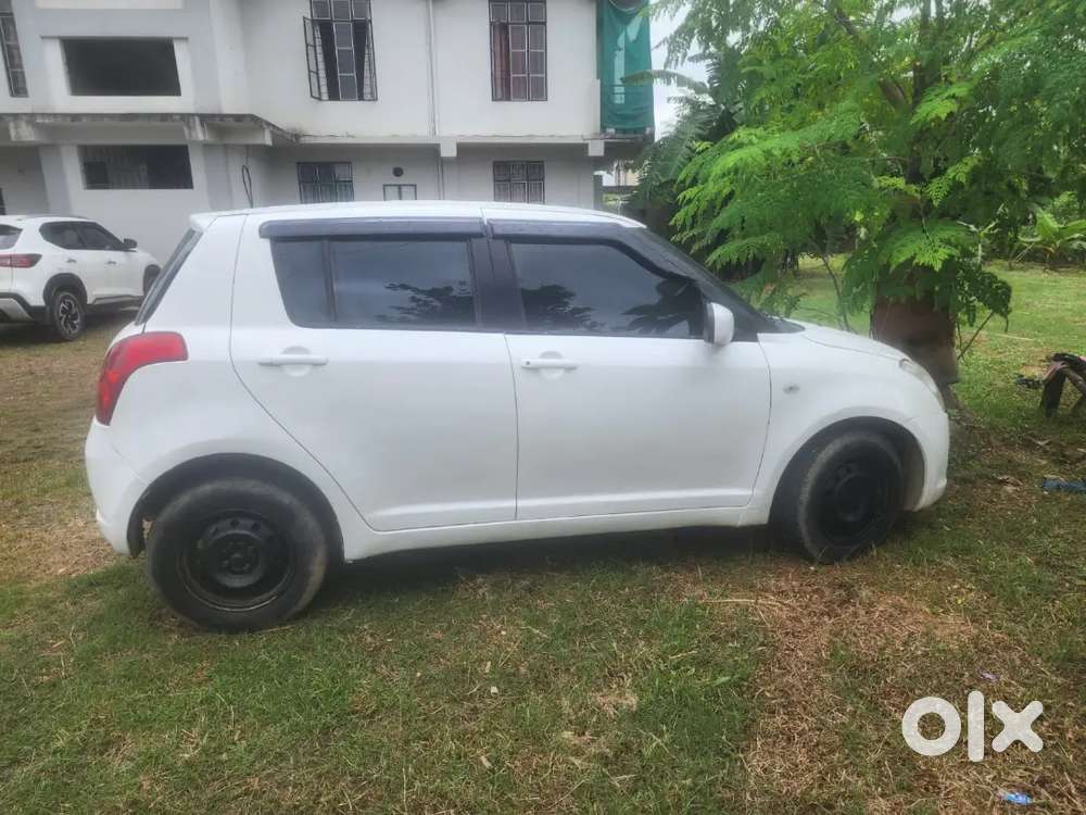 Maruti Suzuki Swift Vxi 2011
