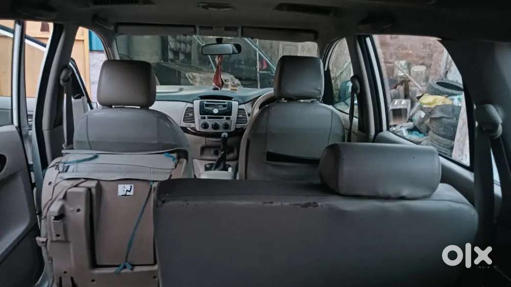 Toyota Innova 2010 Diesel 470605 Km Driven