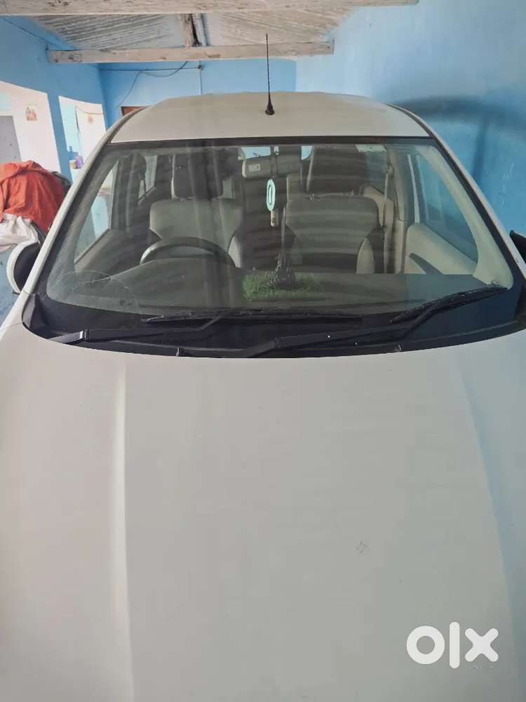 Condition Bahut Acha H Family Car Hai Koi Problem Nhi Hai