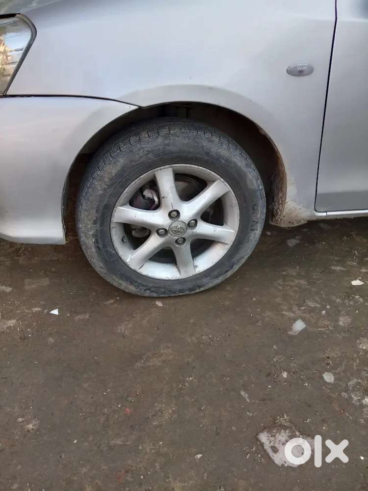 Gadi Bilkul Clean H