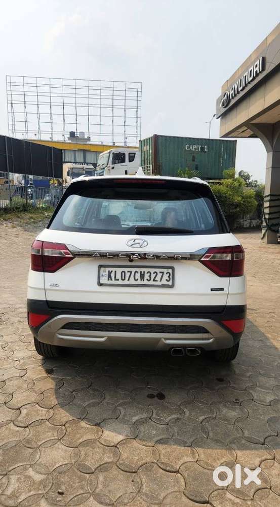 Hyundai Alcazar Signature, 2021, Petrol