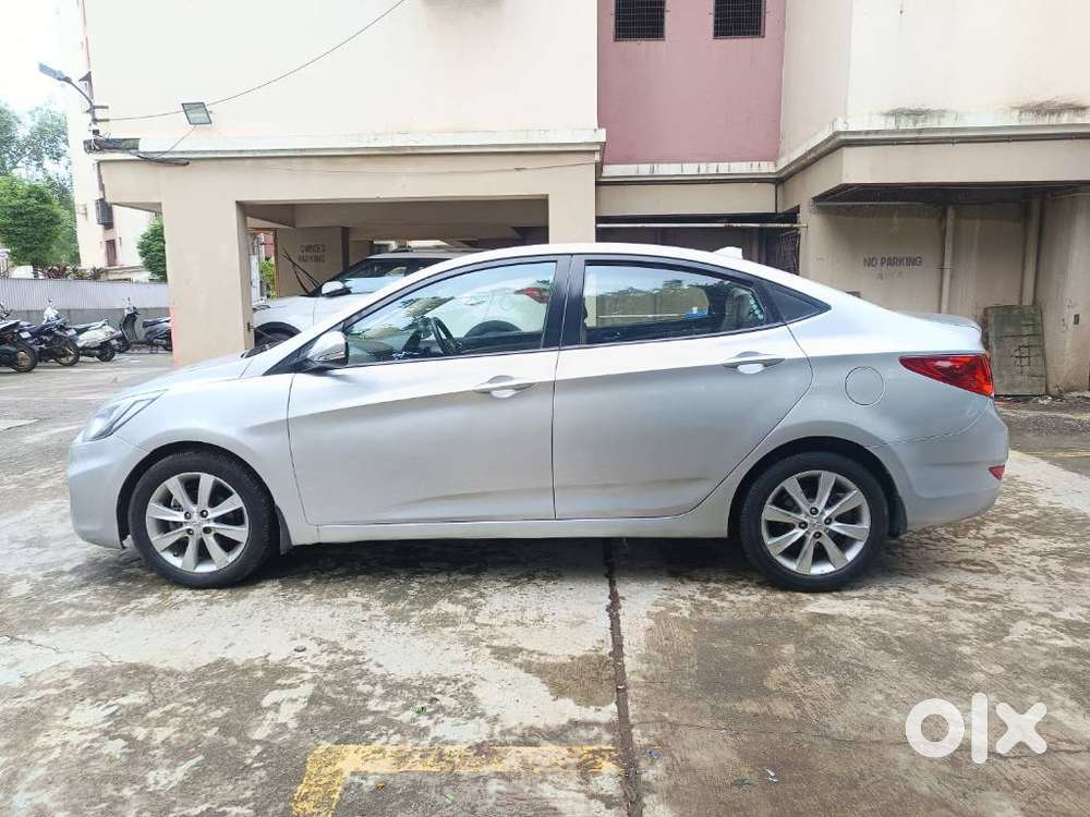 Hyundai Fluidic Verna 1.6 Vtvt Sx, 2013, Petrol