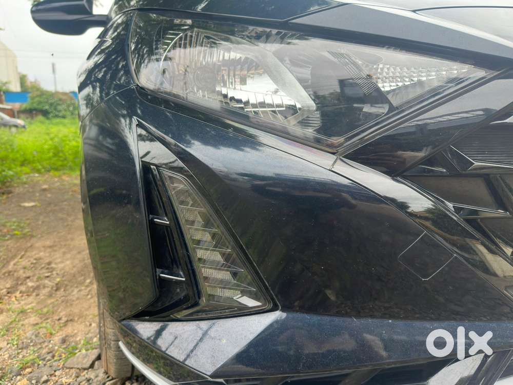 Hyundai I20 Sportz Ivt 2025  Sunroof  16,757 Km