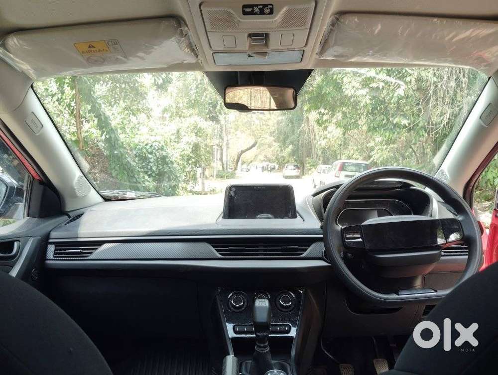 Tata Nexon Smart 1.2 Revotron Petrol 5 Mt, 2023, Petrol