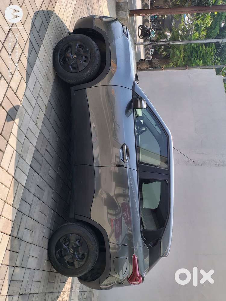 Tata Punch Adventure Amt, 2022, Petrol