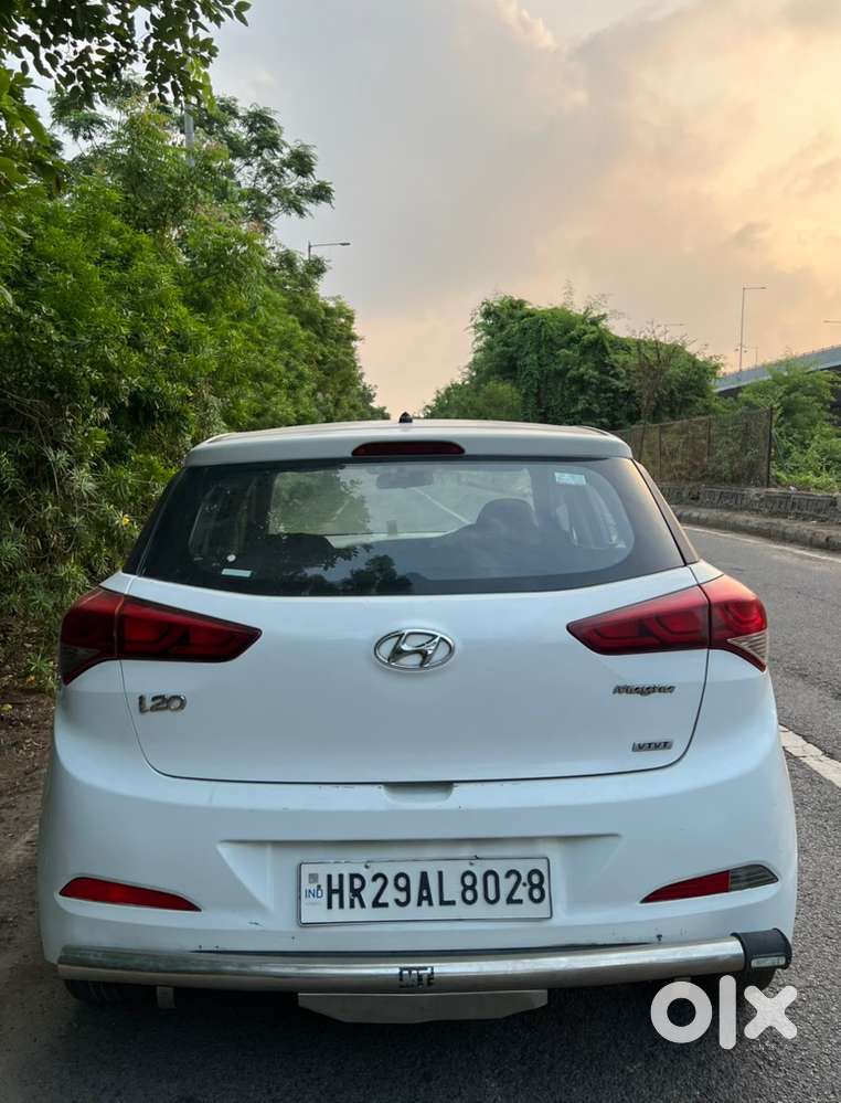 Hyundai I20 Magna Petrol 2015 December