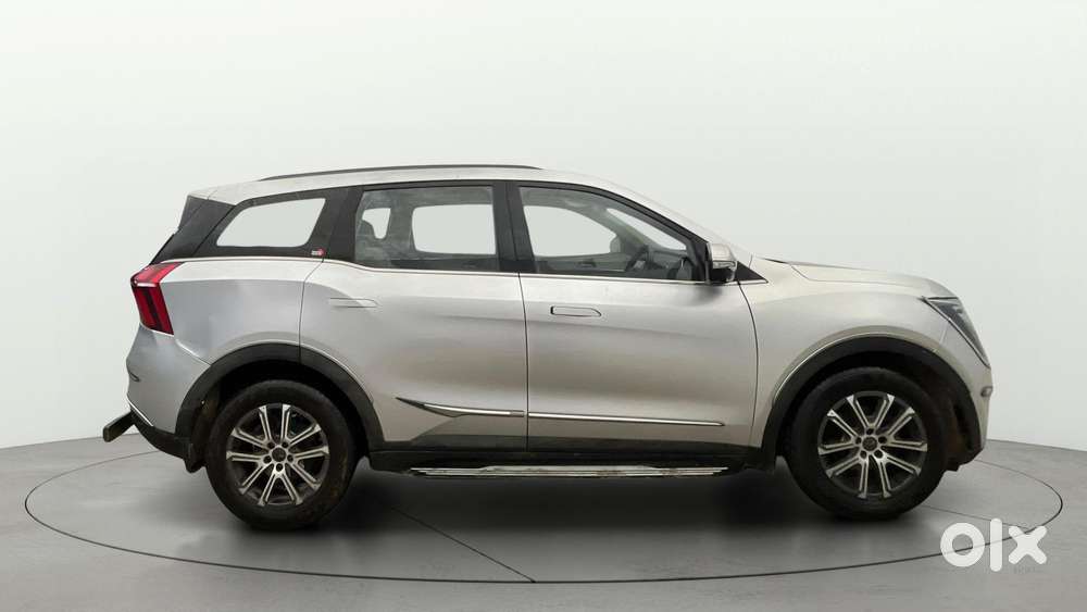 Mahindra Xuv700 2.0 Ax 7 Petrol At Luxury Pack Str, 2022, Petrol