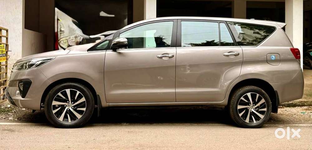 Toyota Innova Crysta 2.4 Z 7 Str, 2022, Diesel