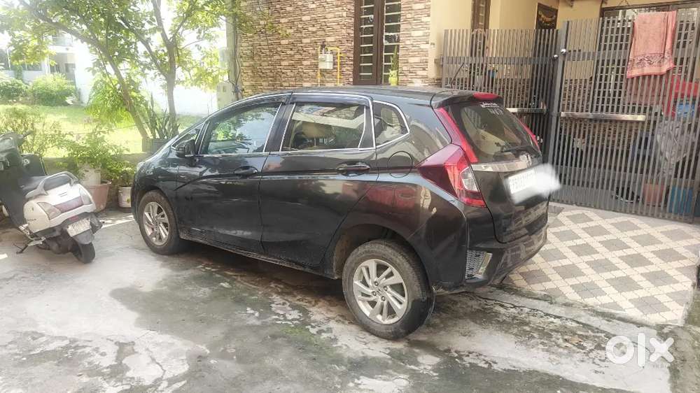 Honda Jazz V Mt Privilege 2017