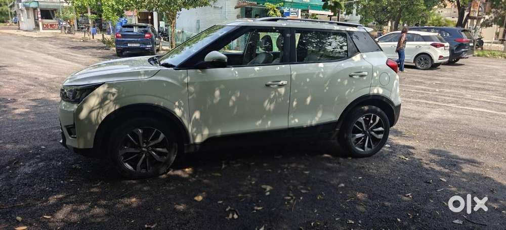 2019 Mahindra Xuv300 W8(o) Diesel | Single Owner