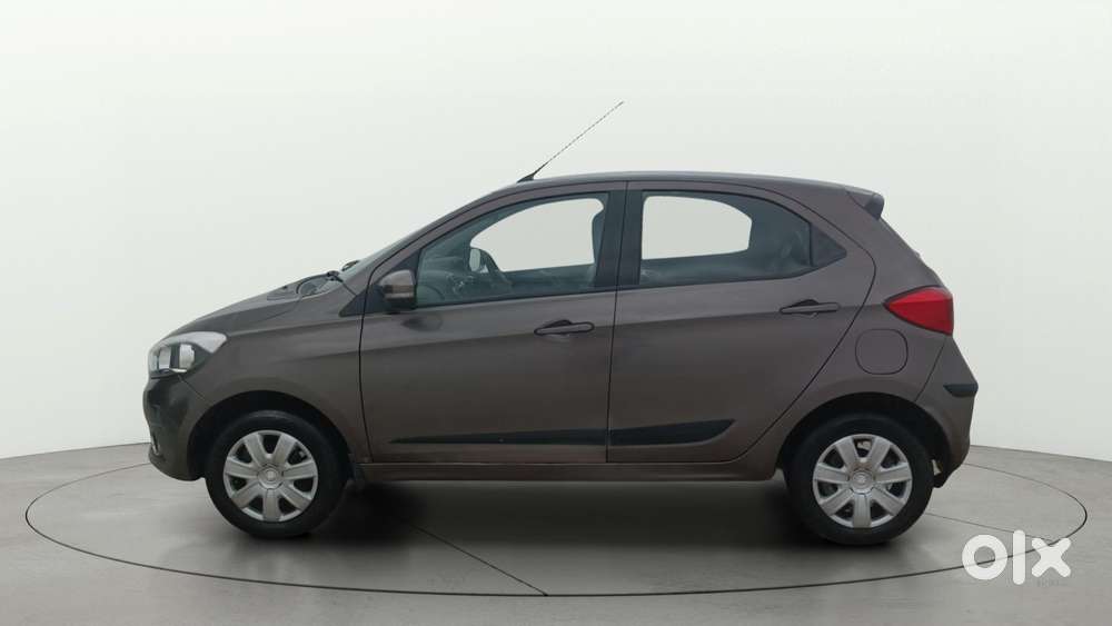 Tata Tiago 1.2 Revotron Xza, 2019, Petrol