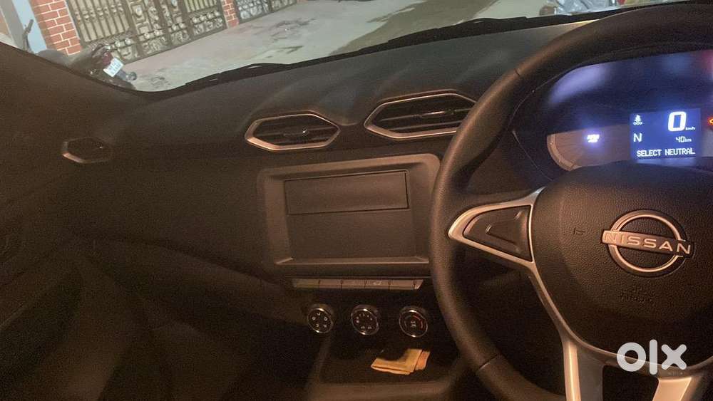Nissan Magnite 2024 Petrol 5760 Km Driven
