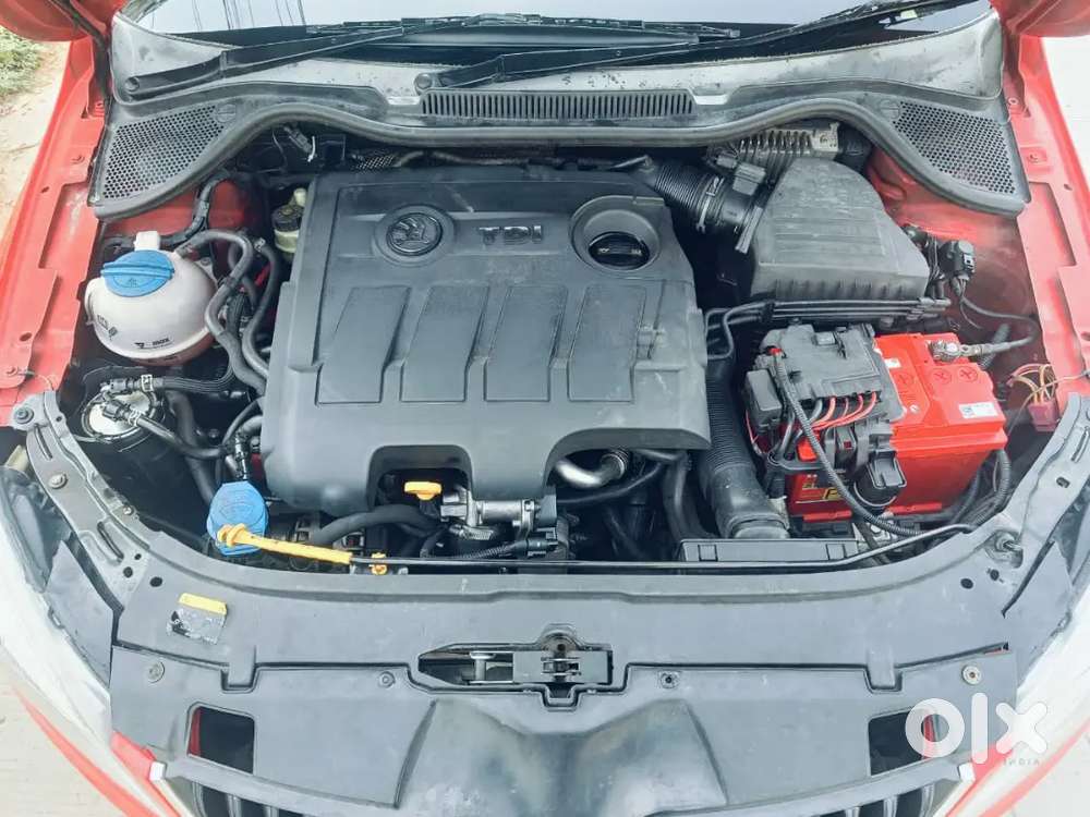 Skoda Rapid Ambition Plus -  diesel Mt, 98500 Driven, 2015 Model