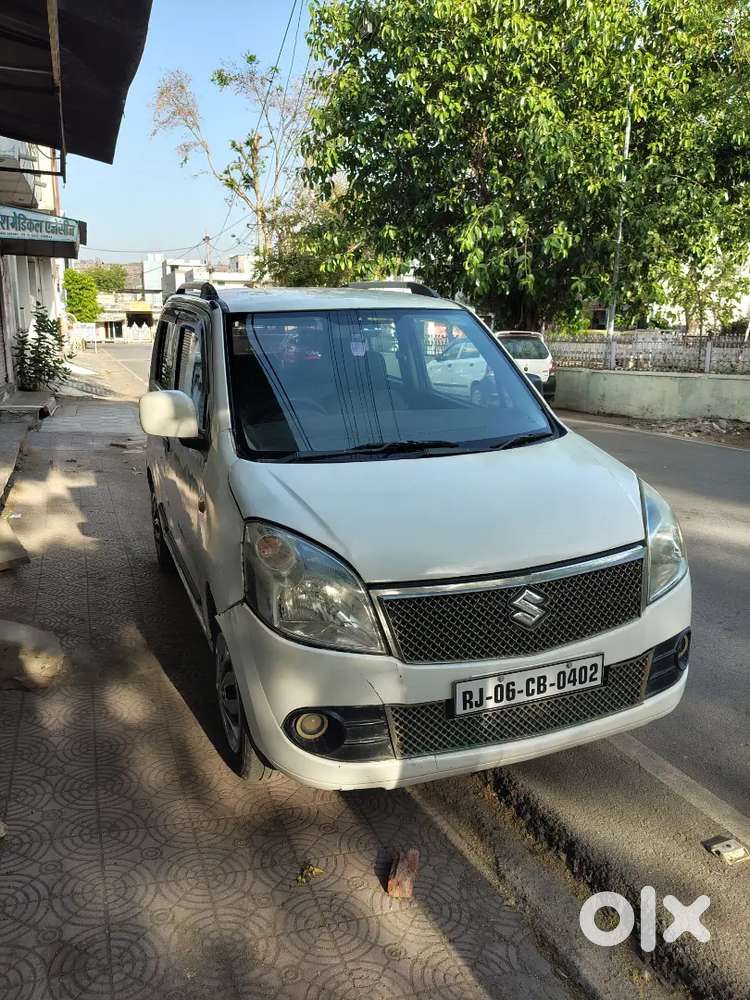 Gadi Complete He Engine Ok He Ac Chalu He Lene Wale Hi Call Kare