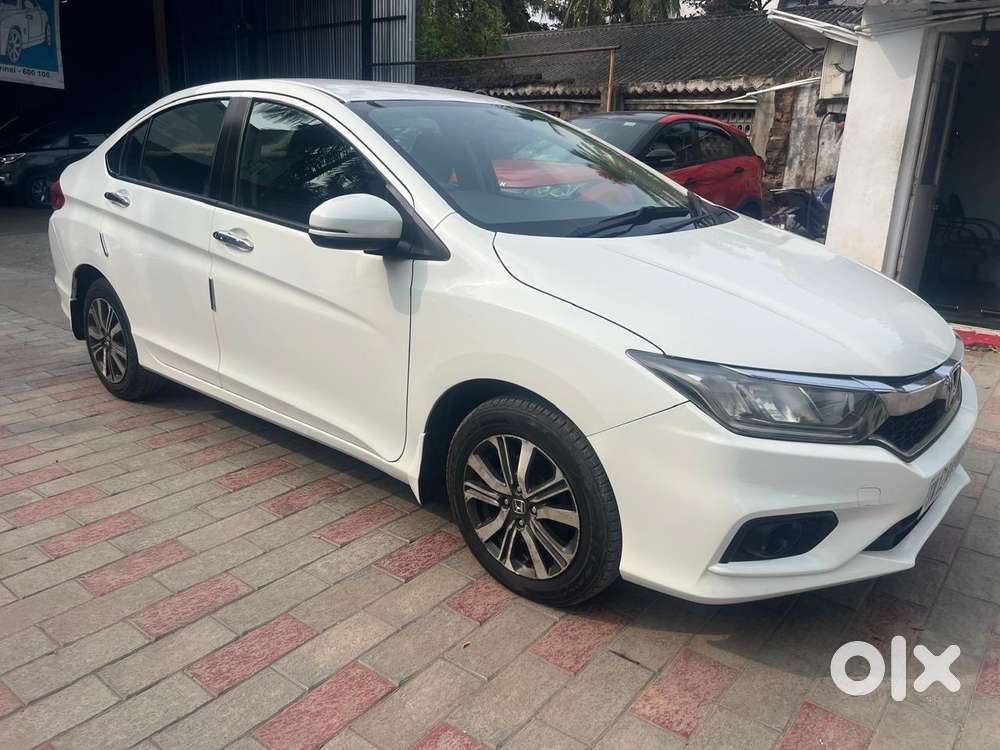 Honda City I-vtec V, 2018, Petrol