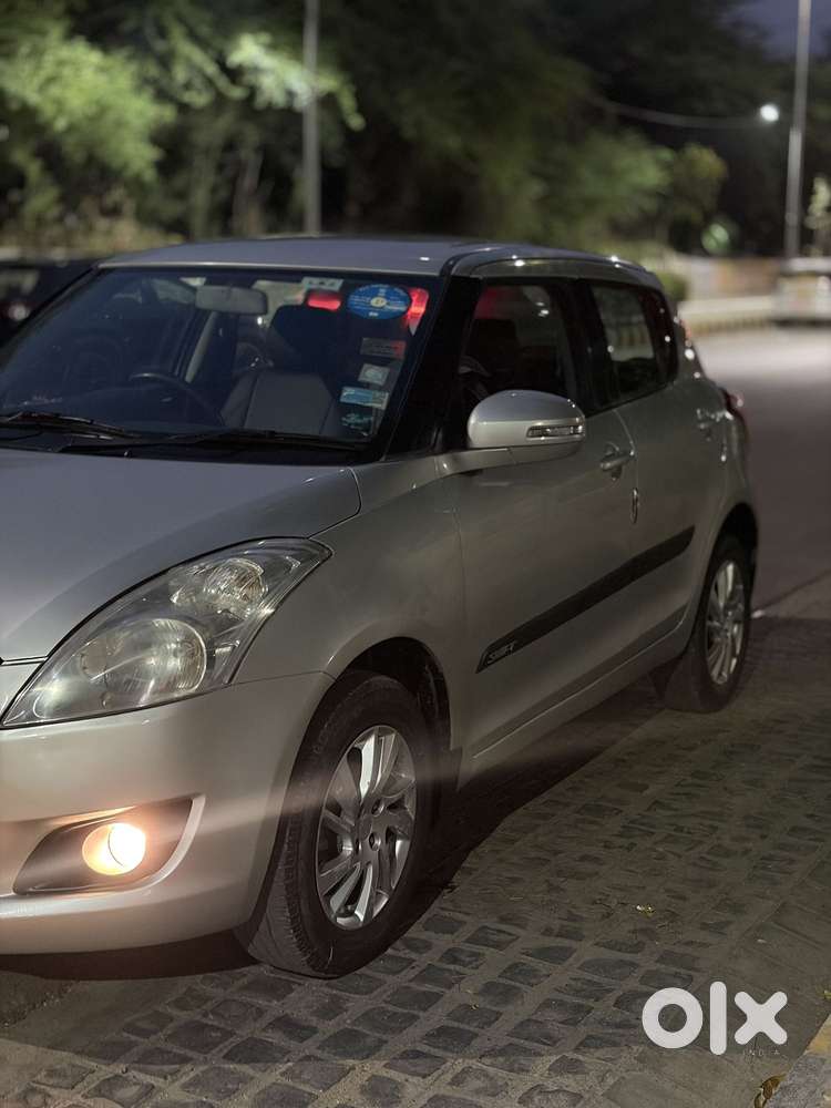Maruti Suzuki Swift Zxi, 2012, Petrol