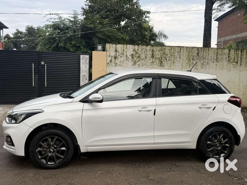 Hyundai I20 Petrol Cvt Asta, 2018, Petrol