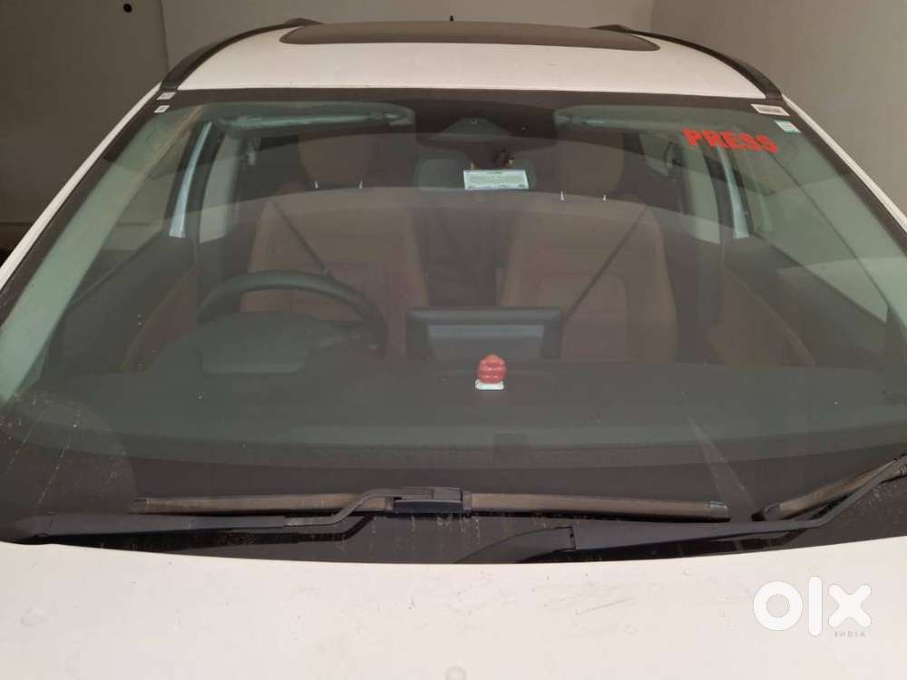 Brand New Cindition Tata Safari Less Driven