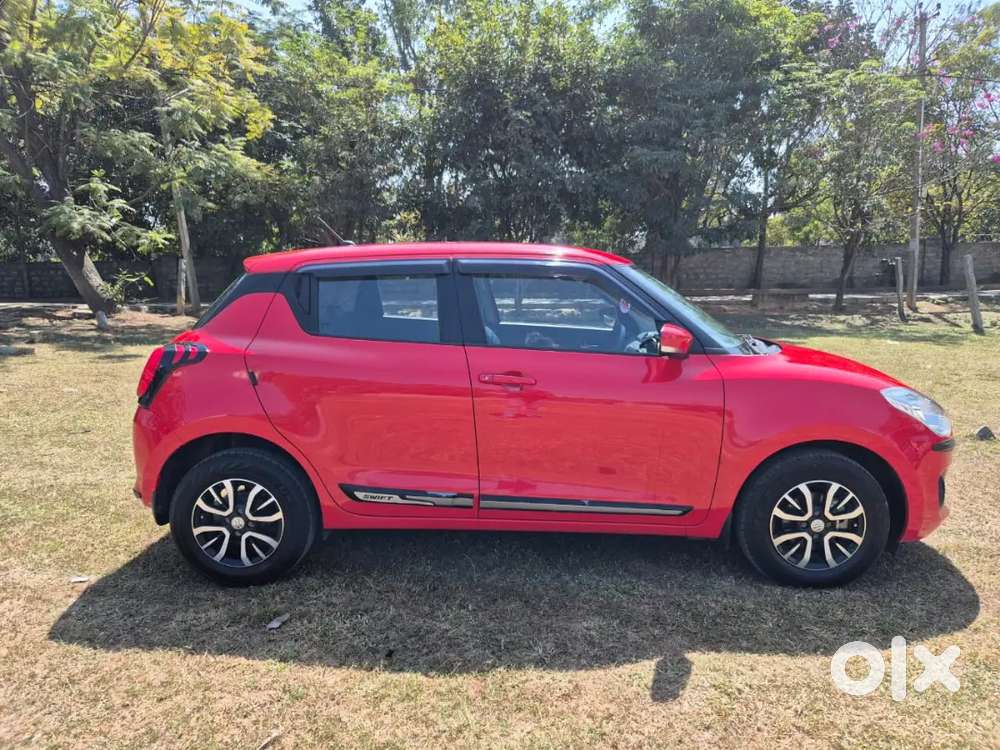 Maruti Suzuki Swift 2023 Petrol 49500 Km Driven