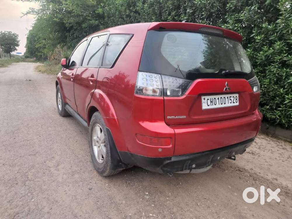 Outlander 2009 4x4 Petrol  Adventure-ready