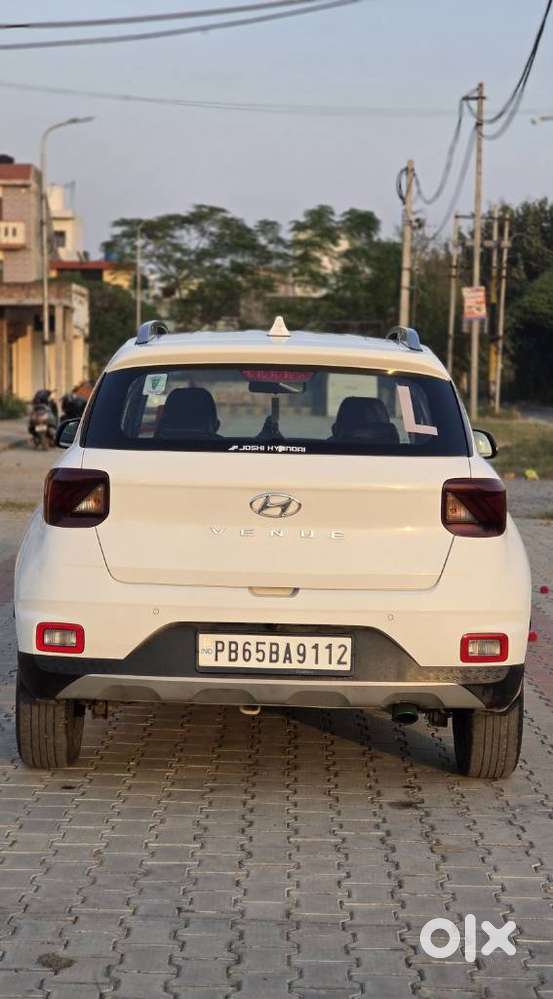 Hyundai Venue 1.2 S Plus, 2021, Petrol