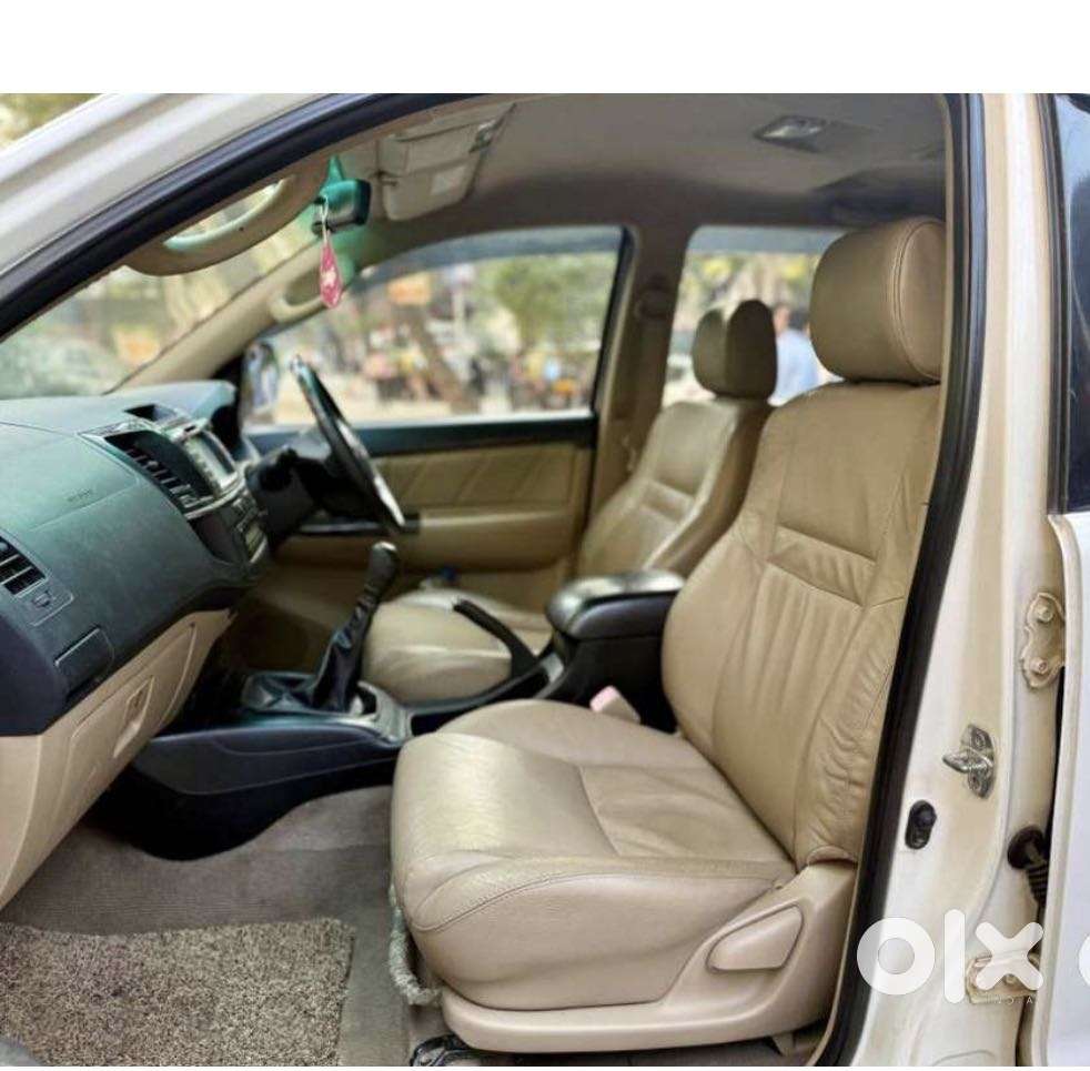 Toyota Fortuner 2011-2016 4x2 At, 2014, Diesel