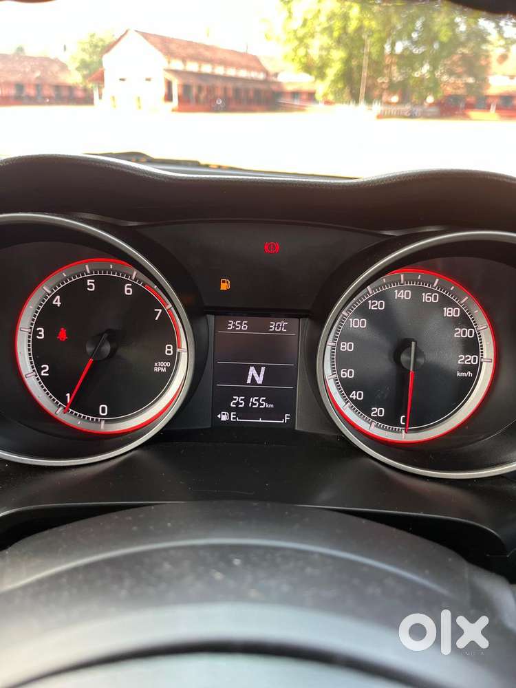 Maruti Suzuki Swift Vxi Optional, 2023, Petrol
