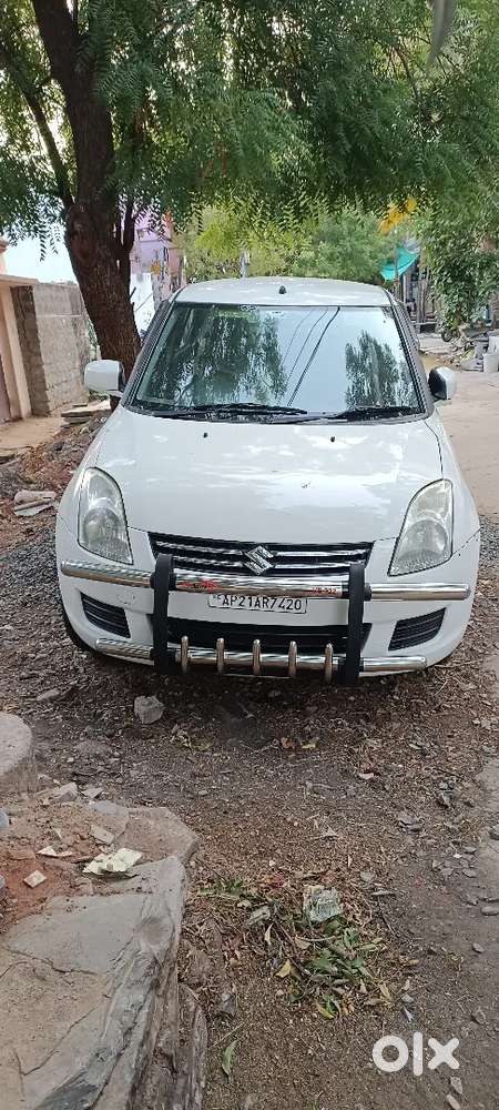 Maruti Suzuki Dzire 2013 Petrol 198000 Km Driven