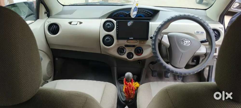 Toyota Etios 1.5 V 2016
