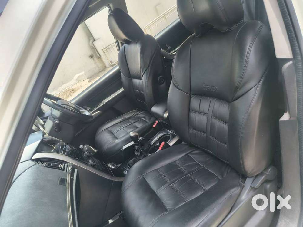 Mahindra Xuv 500 Top Model (w11 O) 2019
