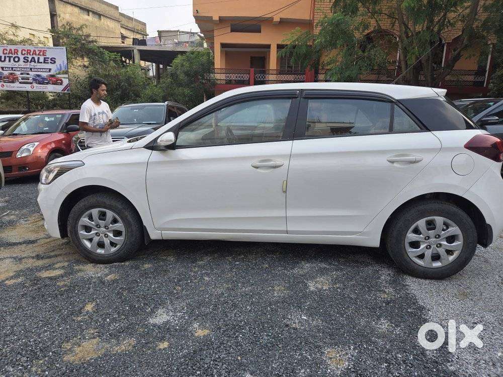 Hyundai I20 Sportz 1.2 Bs-iv, 2019, Petrol
