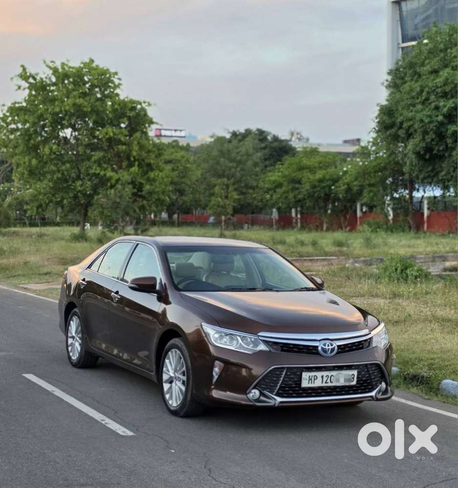 Toyota Camry Hybrid 2.5, 2015, Petrol