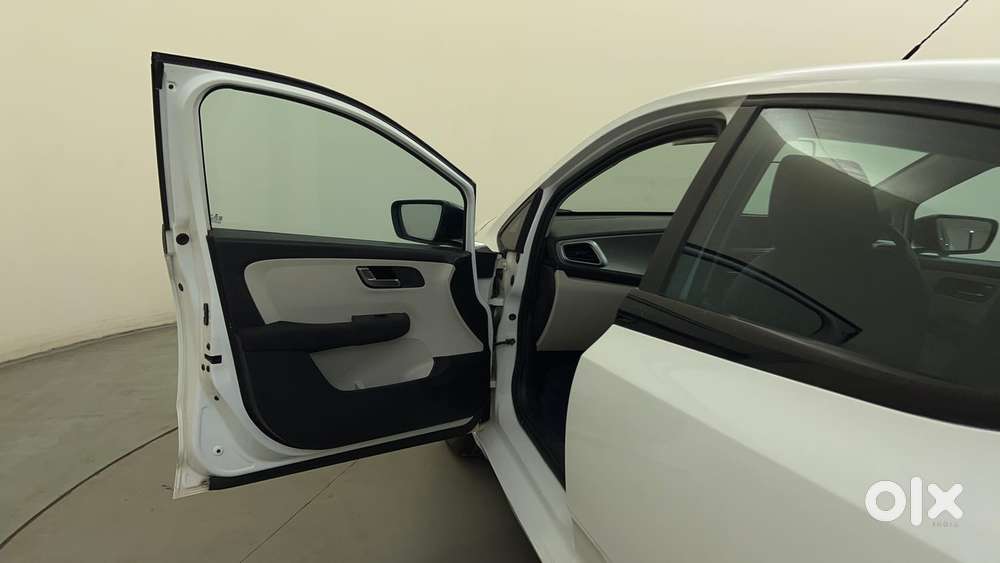 Tata Altroz 1.5 Xz Plus Diesel, 2021, Diesel