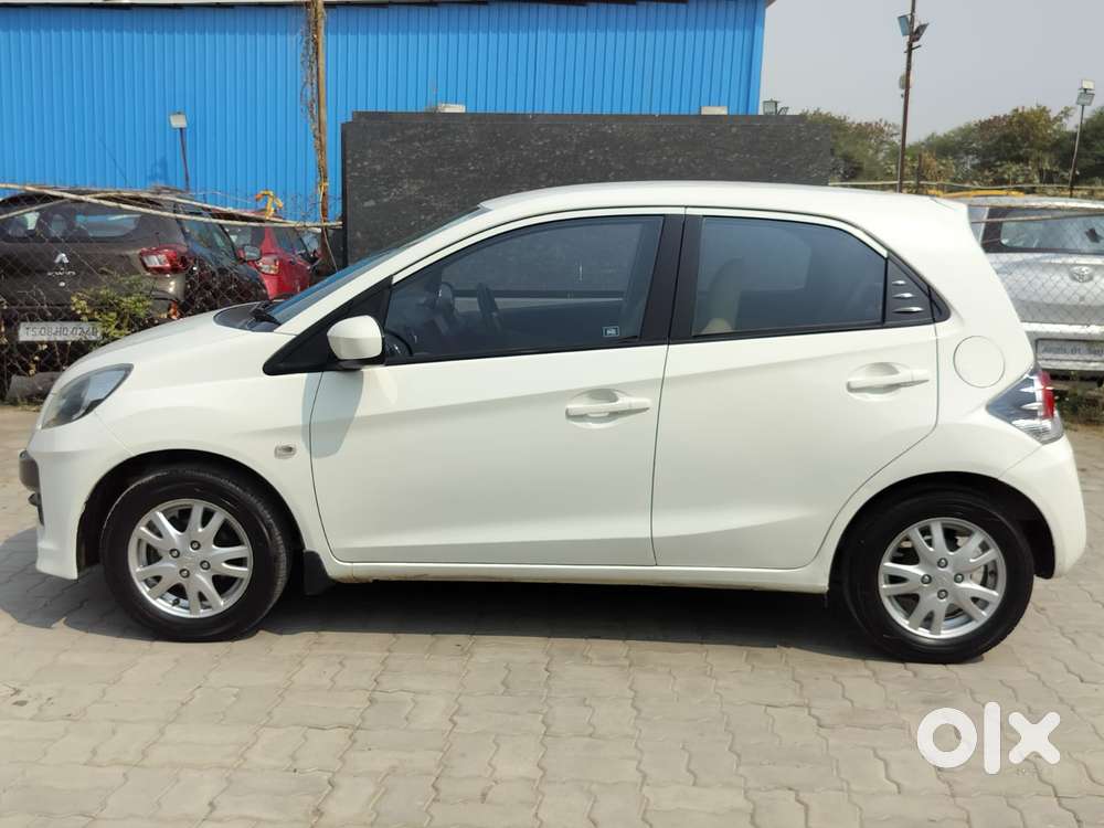 Honda Brio 2011-2013 V Mt, 2012, Petrol