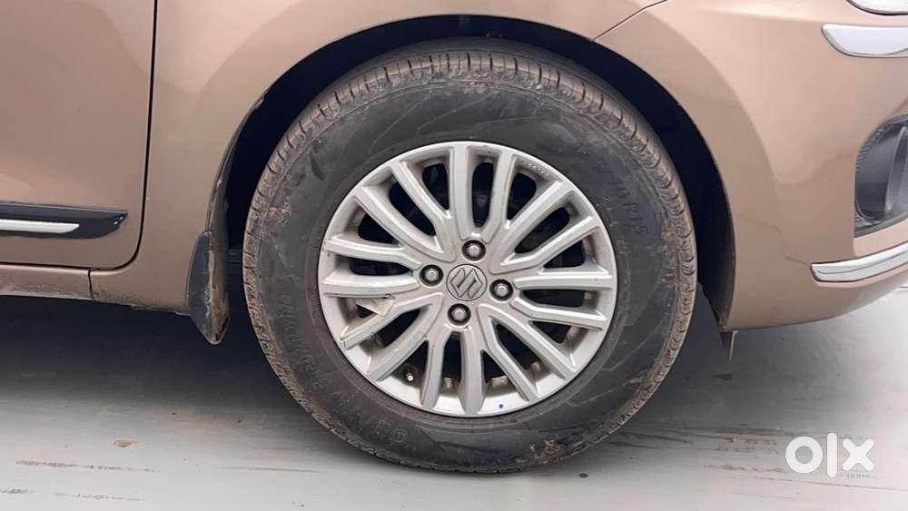 Maruti Suzuki Dzire 1.2 Zxi, 2018, Petrol