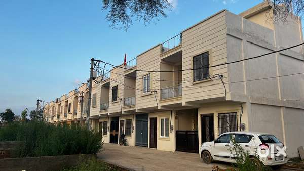 50 Lakh Mein Apna Plot! Prime Location Near Metro & Coco County