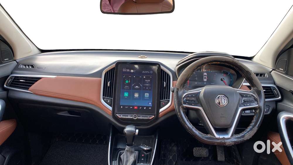 Mg Hector Plus Sharp Dct, 2021, Petrol